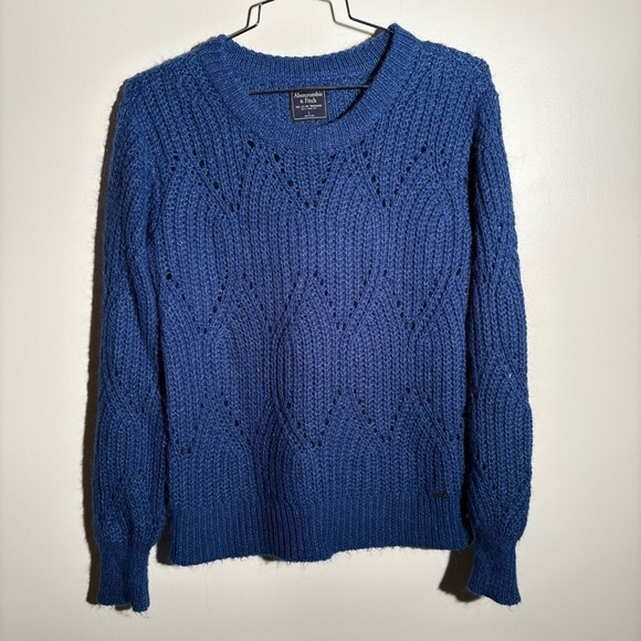 Abercrombie & Fitch Wool Blend Blue Knit Sweater - Picture 2 of 6
